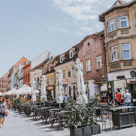 Republicii Rustic Apartament In Brasov City Center Экстерьер фото