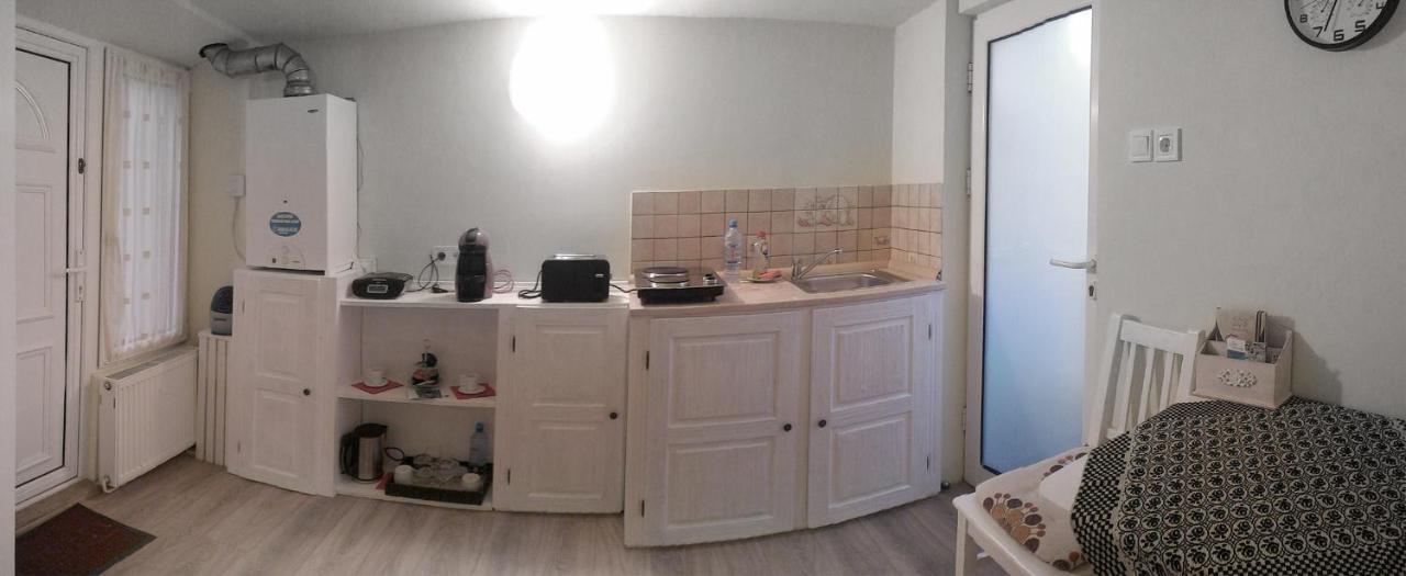 Republicii Rustic Apartament In Brasov City Center Экстерьер фото