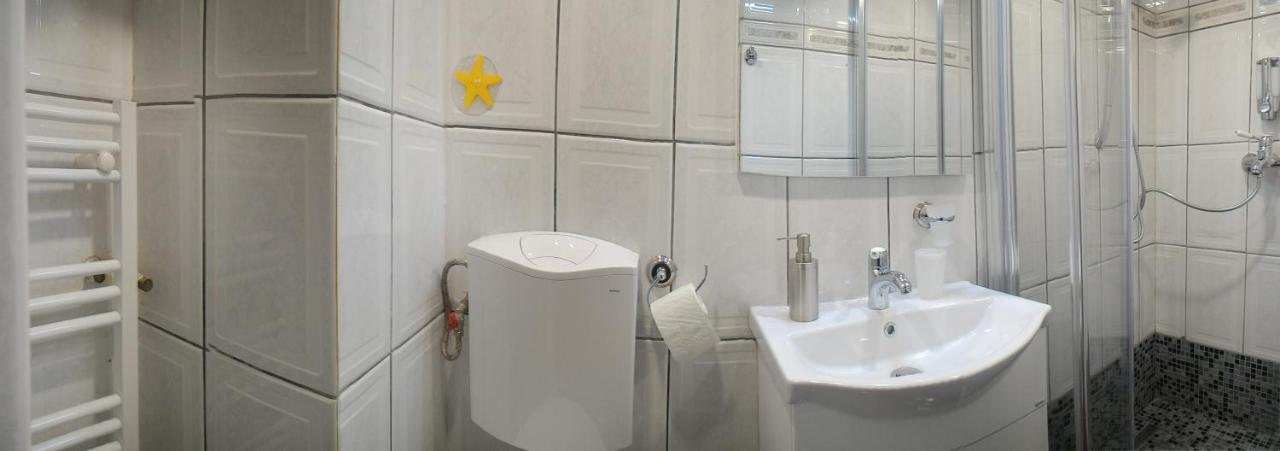 Republicii Rustic Apartament In Brasov City Center Экстерьер фото