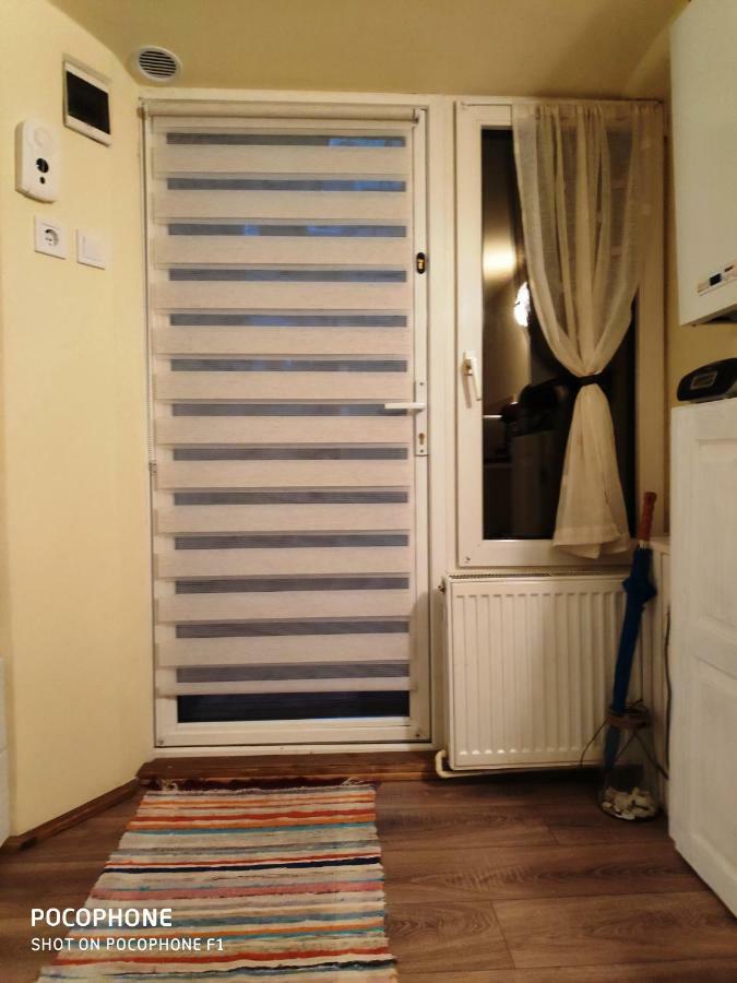Republicii Rustic Apartament In Brasov City Center Экстерьер фото